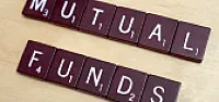 Wash sales and dividend reinvestment  | In article 