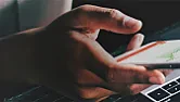 online discount broker for Europe and US exchanges?  |  Hi everybody, I'm a small investor and I'm looking for a discount broker...